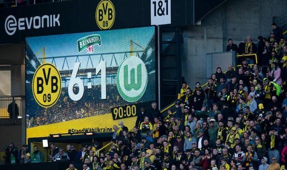 u球体育直播-新星先拔头筹+3位U18处子秀，多特欢度“6-1儿童节”