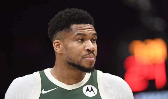 字母哥谈交易流言：我无法控制别人说什么 我从未想过或说过离开