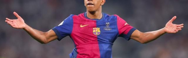 亚马尔：我不想和别人比较 梅西是历史最佳球员