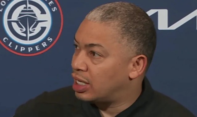 u球体育-卢：当哈登有机会休息时，我们的年轻球员真的挺身而出了